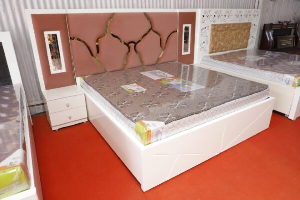 Lava Bed with 2 Side tables